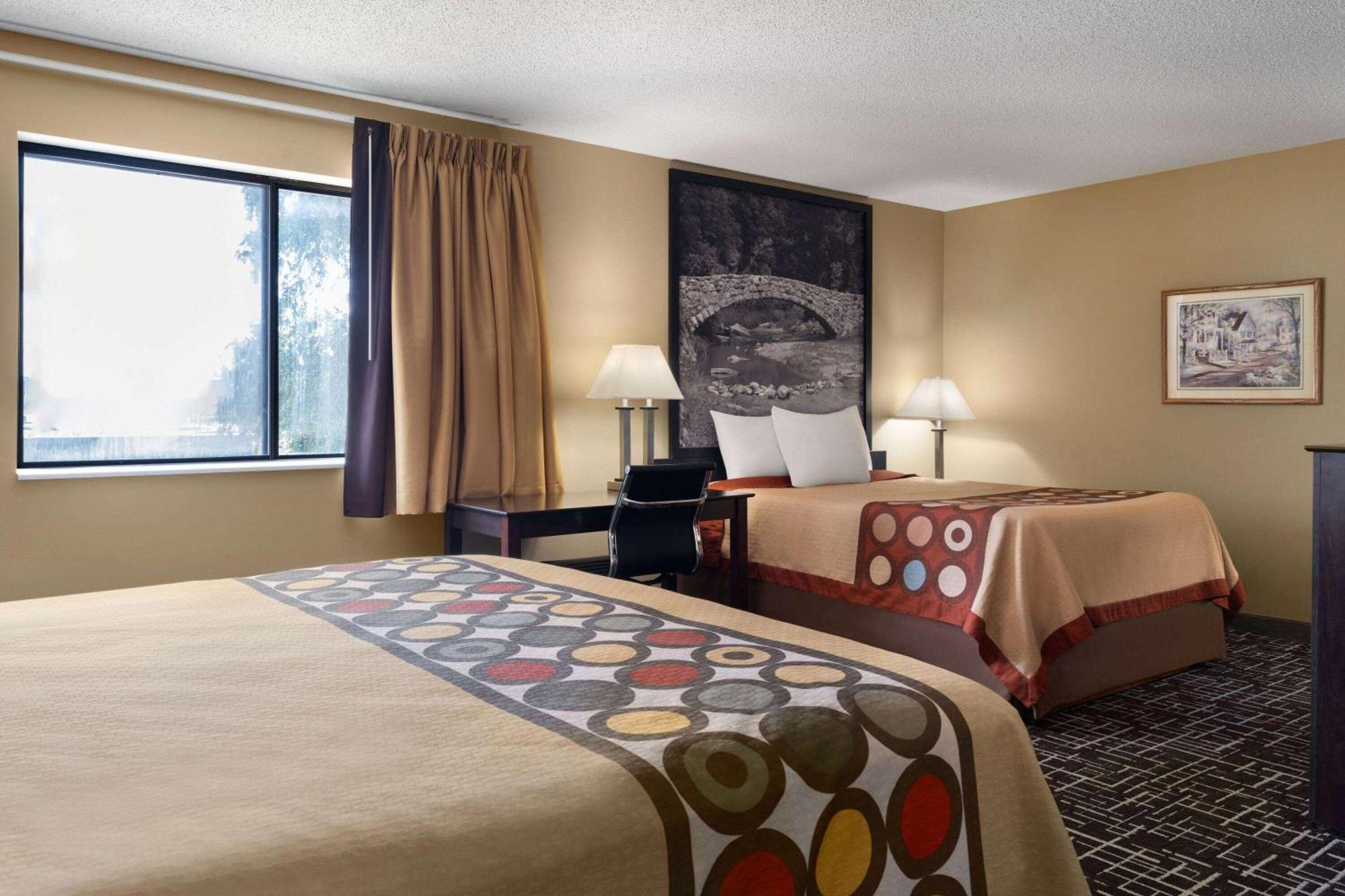 Super 8 By Wyndham Dyersville Exterior foto